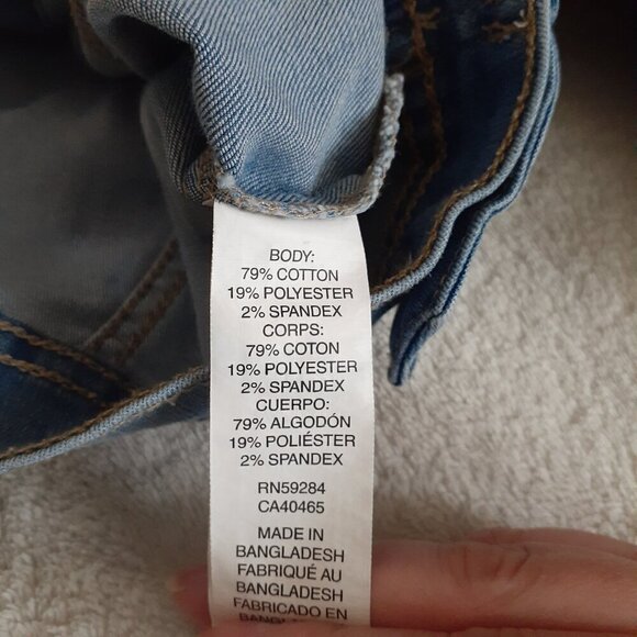 The Children's Place Girl's Size Medium (7/8) Light Wash Denim Jean Jacket - Picture 6 of 11